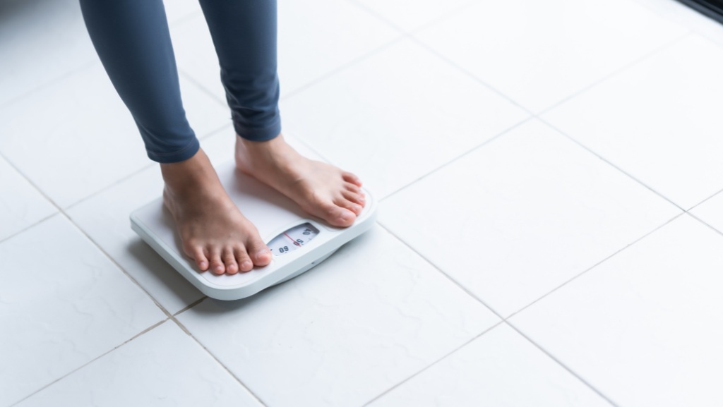 Descubre qué son los obesógenos, cómo afectan al metabolismo y qué medidas tomar para reducir su impacto en la salud y prevenir la obesidad.