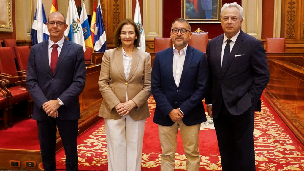 Santa Cruz recibe a Celia Ondoño, la nueva decana del Cuerpo Consular en la Provincia